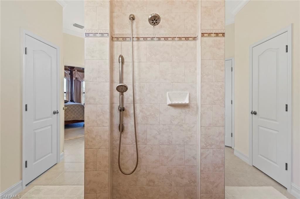 2634 Stonyhill Ct, Cape Coral, FL 33991 Photo