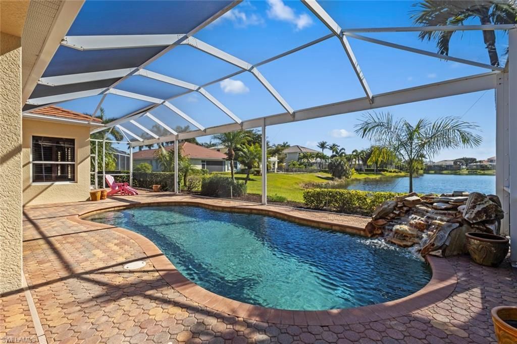 2634 Stonyhill Ct, Cape Coral, FL 33991 Photo