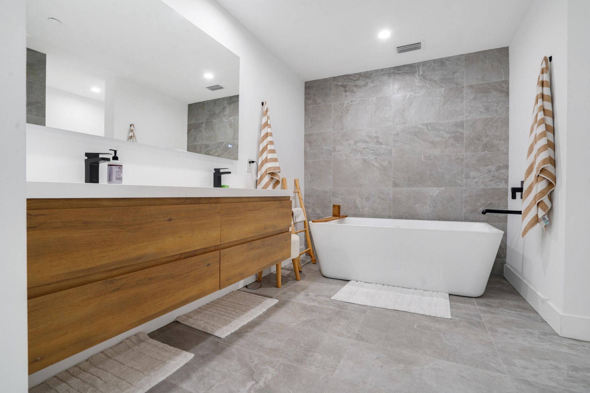 1000 N Us Highway 1, Unit Ja301, Jupiter, FL 33477 Photo