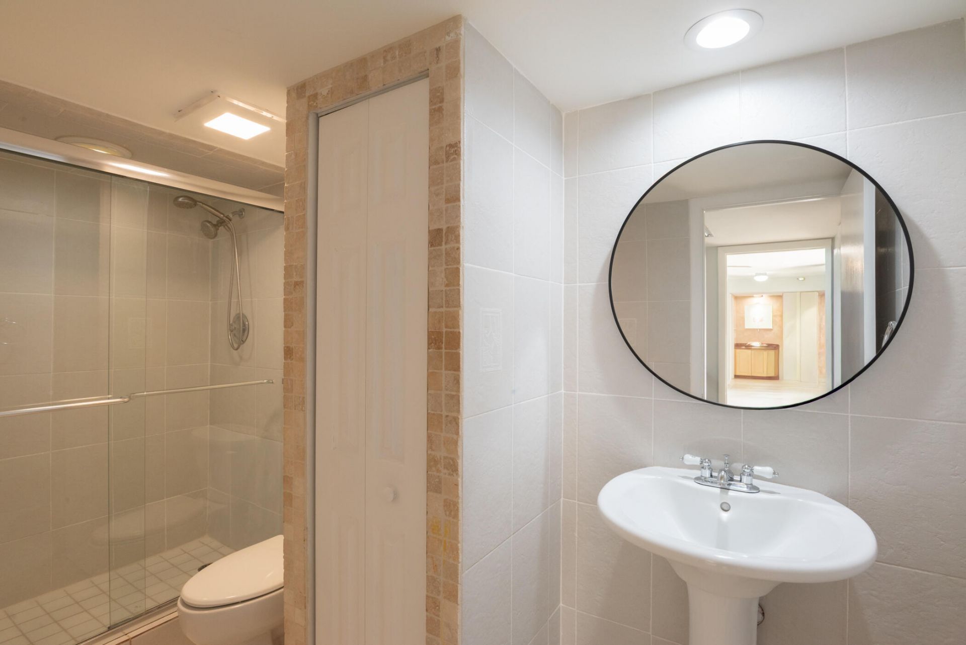 1700 Embassy Drive, Unit 305, West Palm Beach, FL 33401 Photo