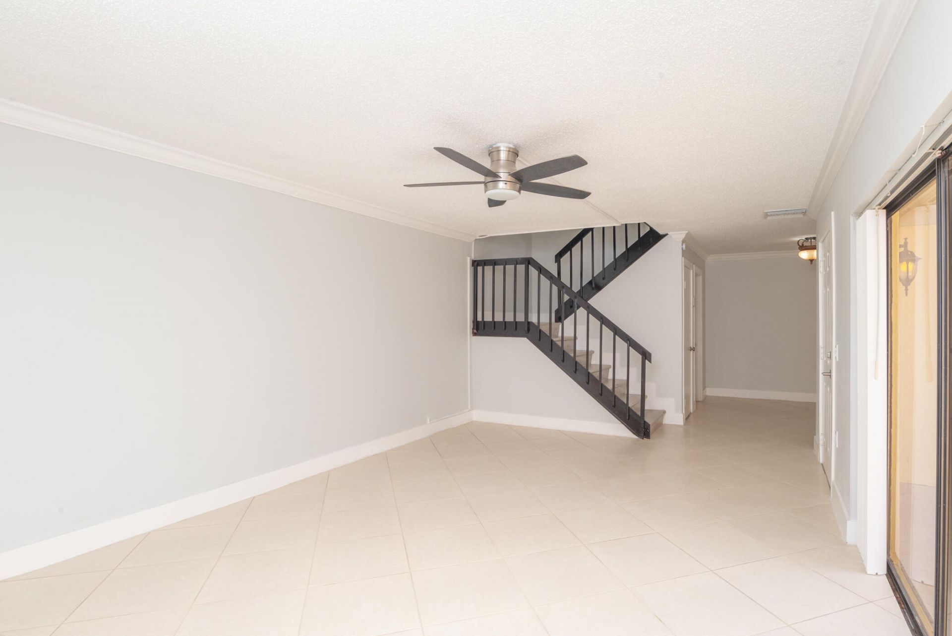 1700 Embassy Drive, Unit 305, West Palm Beach, FL 33401 Photo