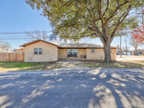 309 W Avenue H Ave, Jarrell, TX 76537