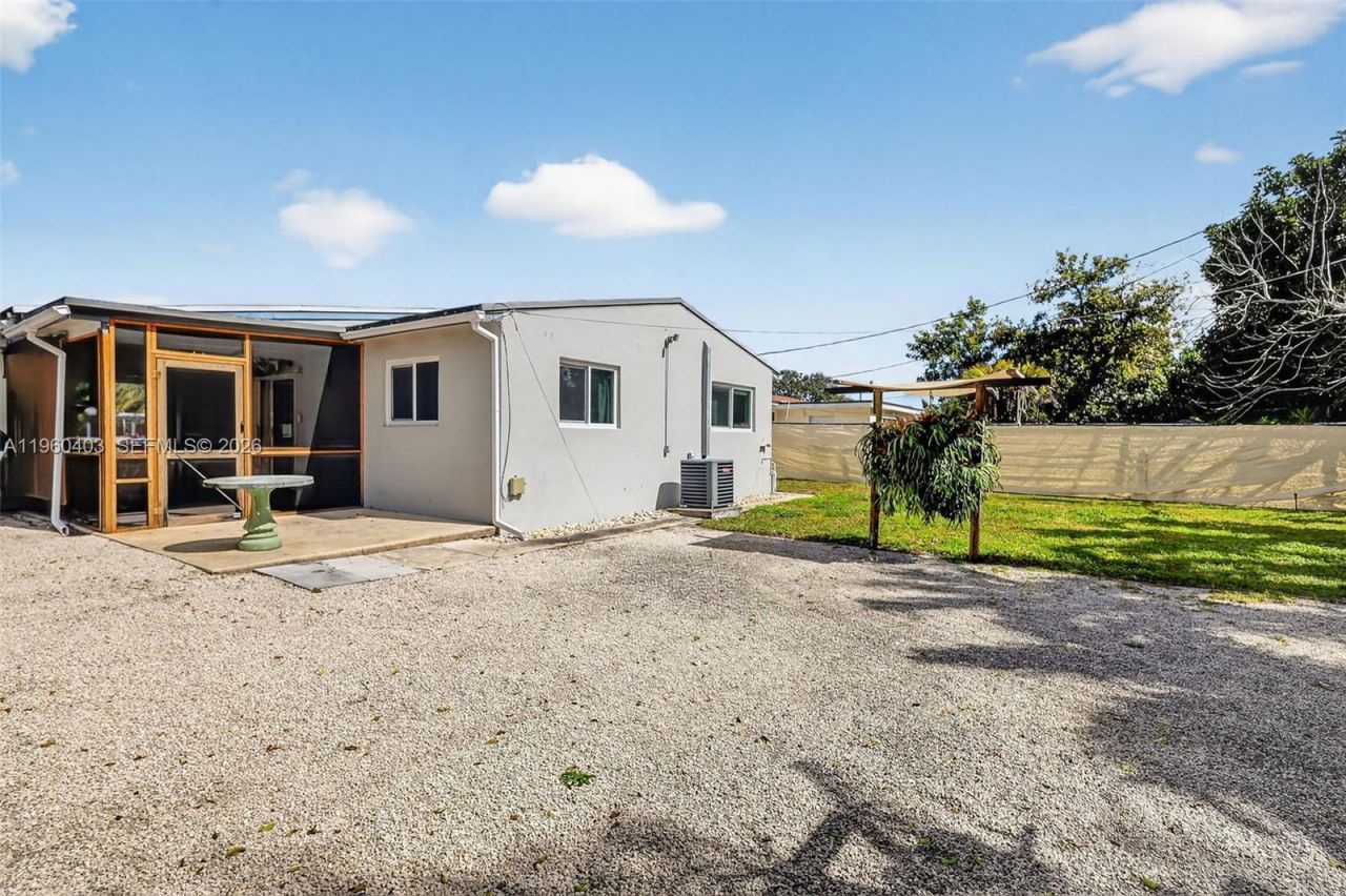 6264 SW 20th St, Miramar, FL 33023 Photo