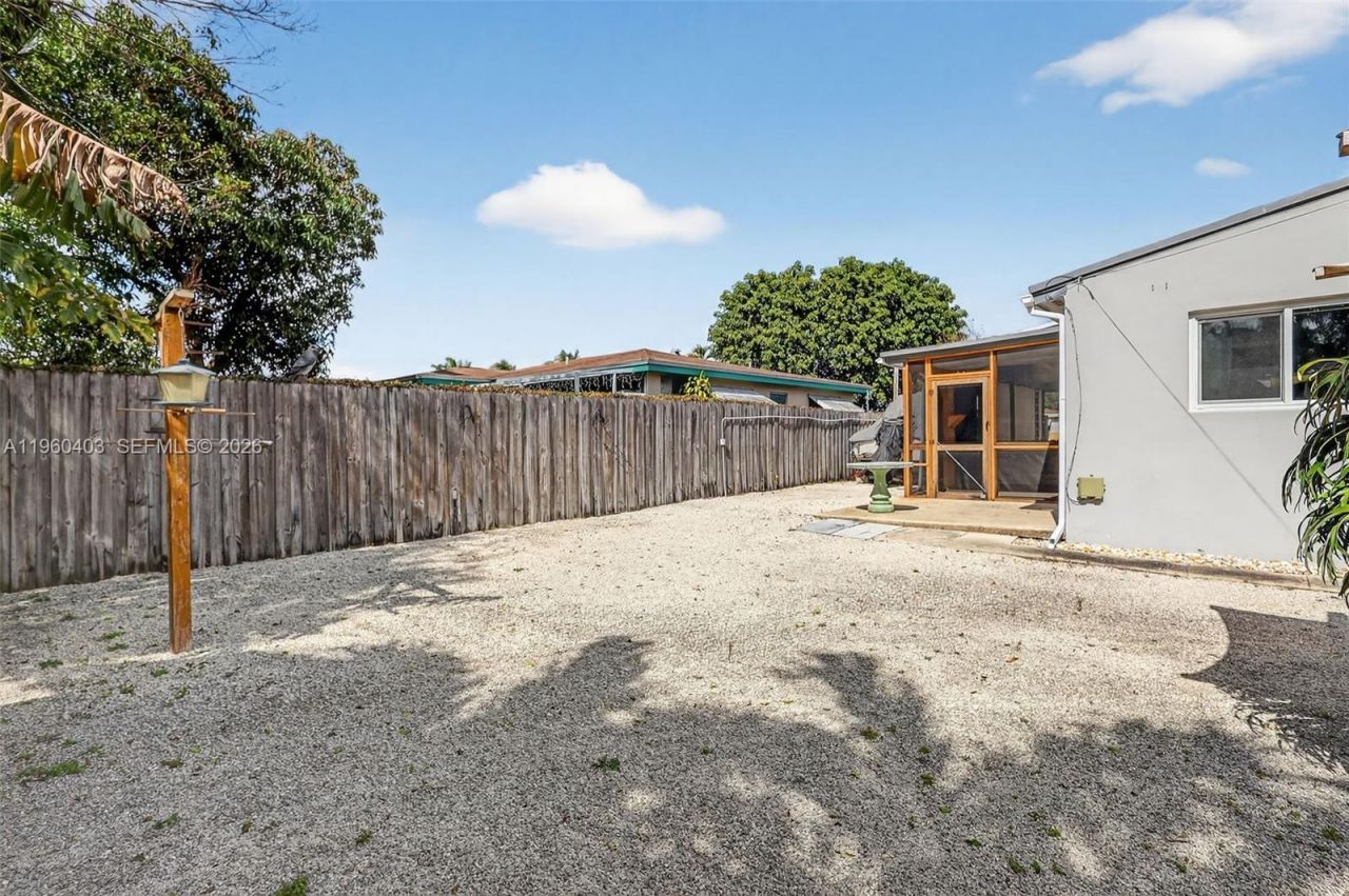 6264 SW 20th St, Miramar, FL 33023 Photo