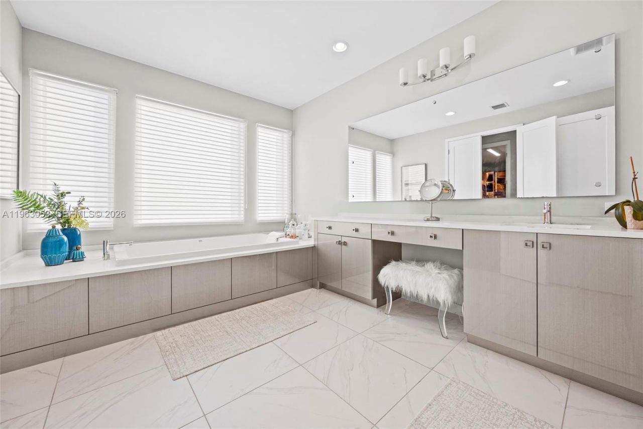 17210 Blue Bayou Dr, Boca Raton, FL 33496 Photo