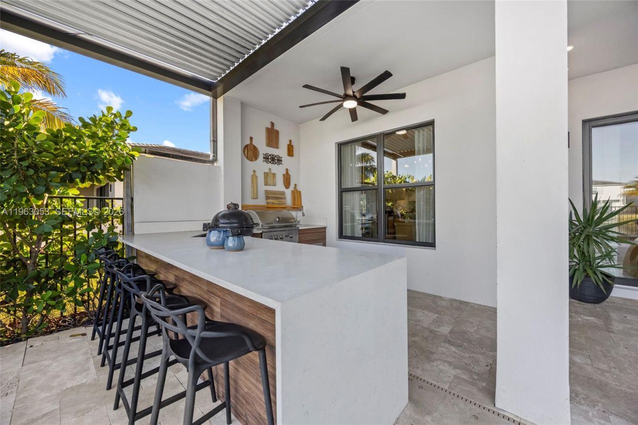 17210 Blue Bayou Dr, Boca Raton, FL 33496 Photo