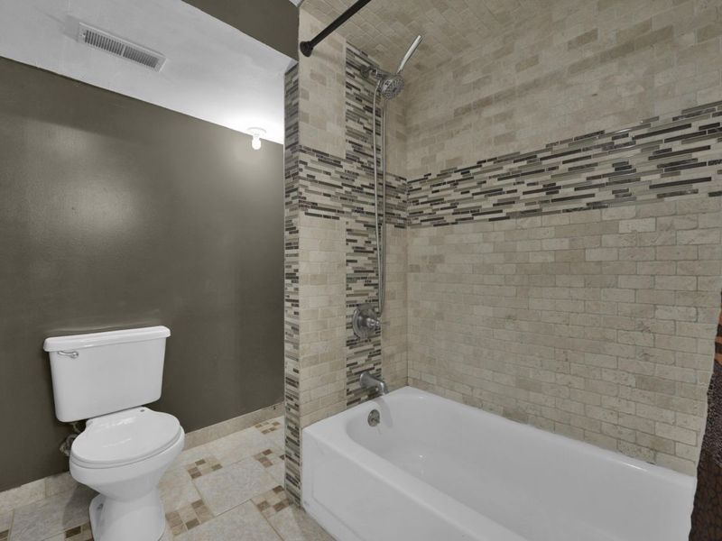 245 E Park Avenue, London, OH 43140 Photo 16