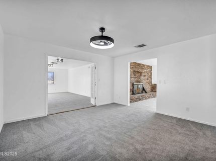 430 Calle De La Plata, Sparks, NV 89441 Photo