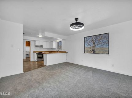 430 Calle De La Plata, Sparks, NV 89441 Photo