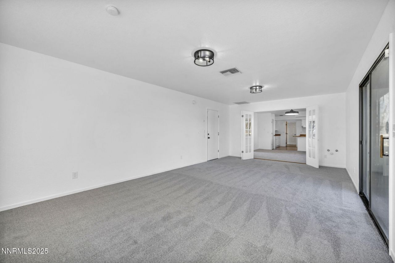 430 Calle De La Plata, Sparks, NV 89441 Photo