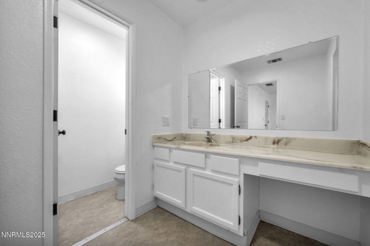 430 Calle De La Plata, Sparks, NV 89441 Photo