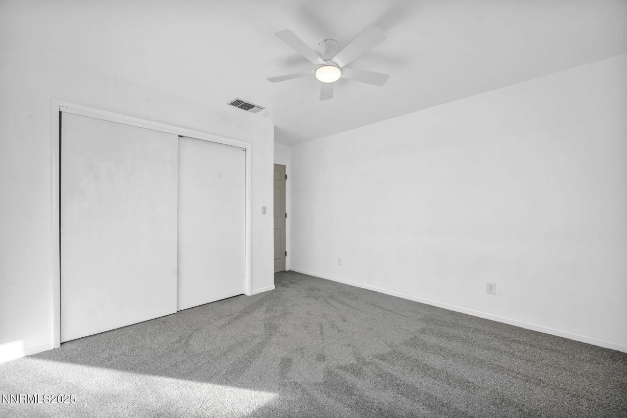 430 Calle De La Plata, Sparks, NV 89441 Photo