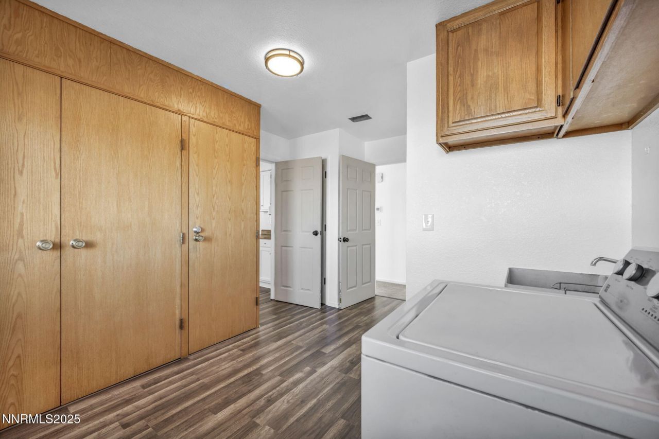 430 Calle De La Plata, Sparks, NV 89441 Photo