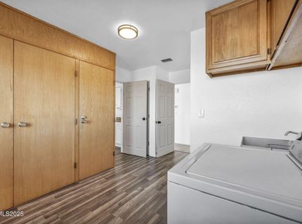 430 Calle De La Plata, Sparks, NV 89441 Photo