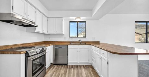 430 Calle De La Plata, Sparks, NV 89441 Photo