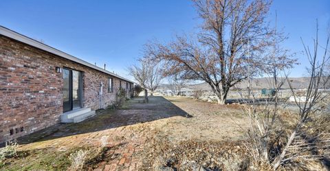 430 Calle De La Plata, Sparks, NV 89441 Photo