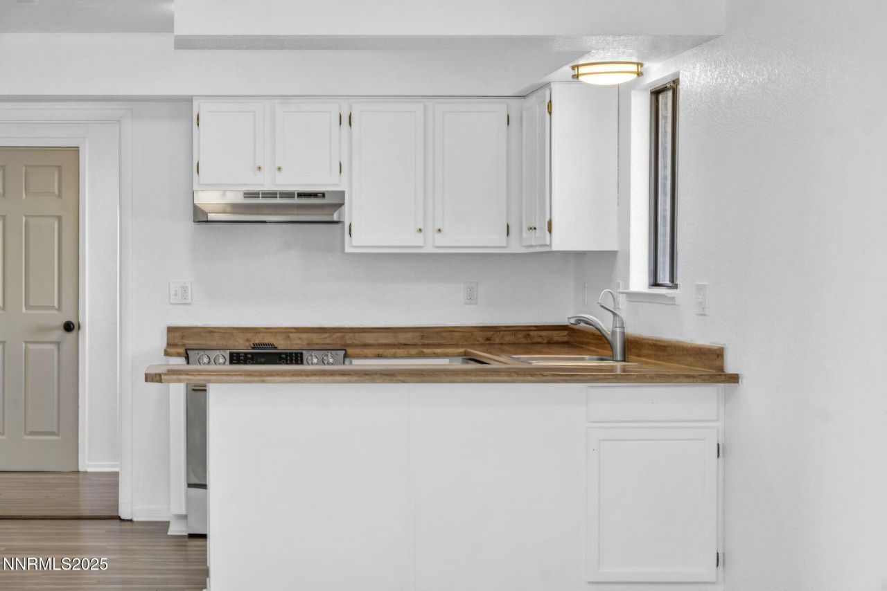 430 Calle De La Plata, Sparks, NV 89441 Photo