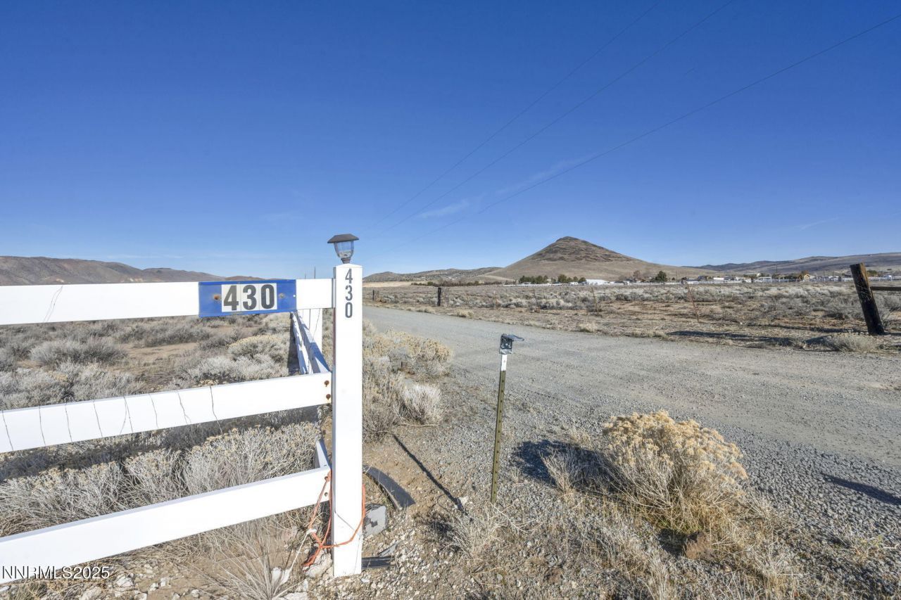 430 Calle De La Plata, Sparks, NV 89441 Photo