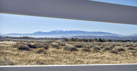 430 Calle De La Plata, Sparks, NV 89441 Photo