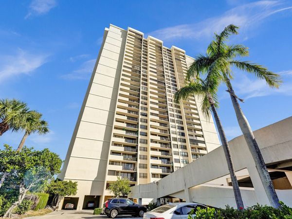 5600 N Flagler Drive, Unit 805, West Palm Beach, FL 33407