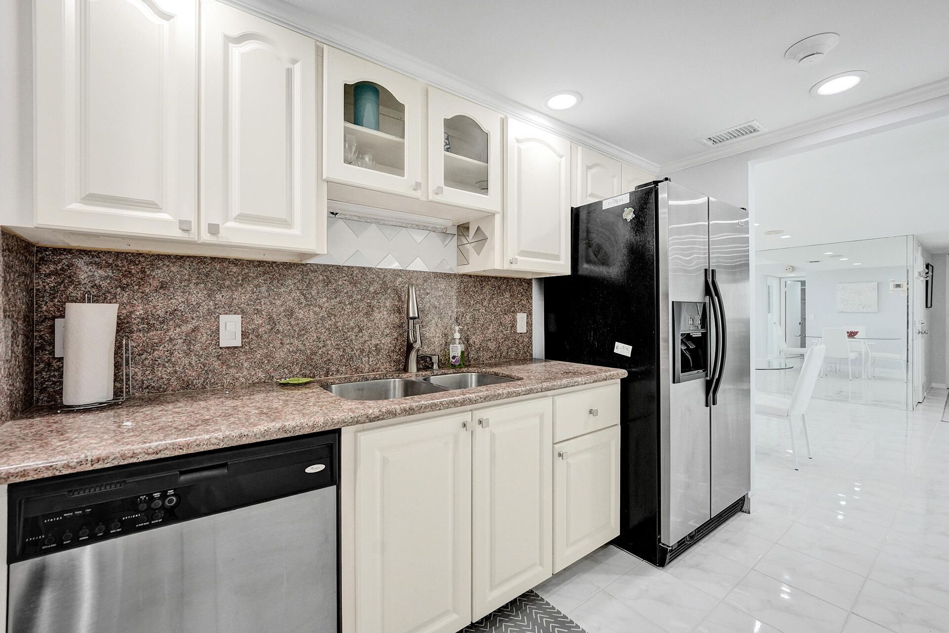 5600 N Flagler Drive, Unit 805, West Palm Beach, FL 33407 Photo