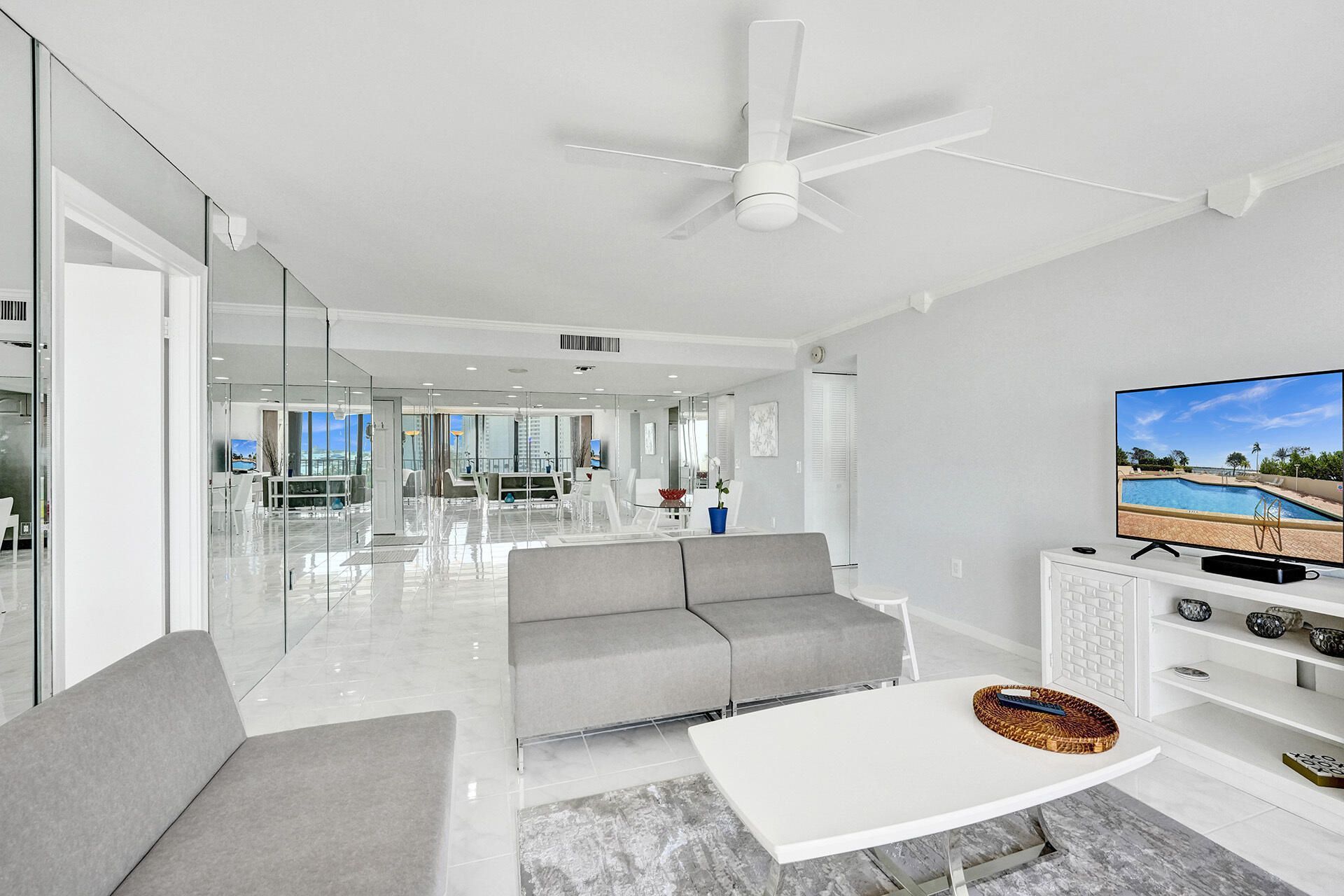 5600 N Flagler Drive, Unit 805, West Palm Beach, FL 33407 Photo