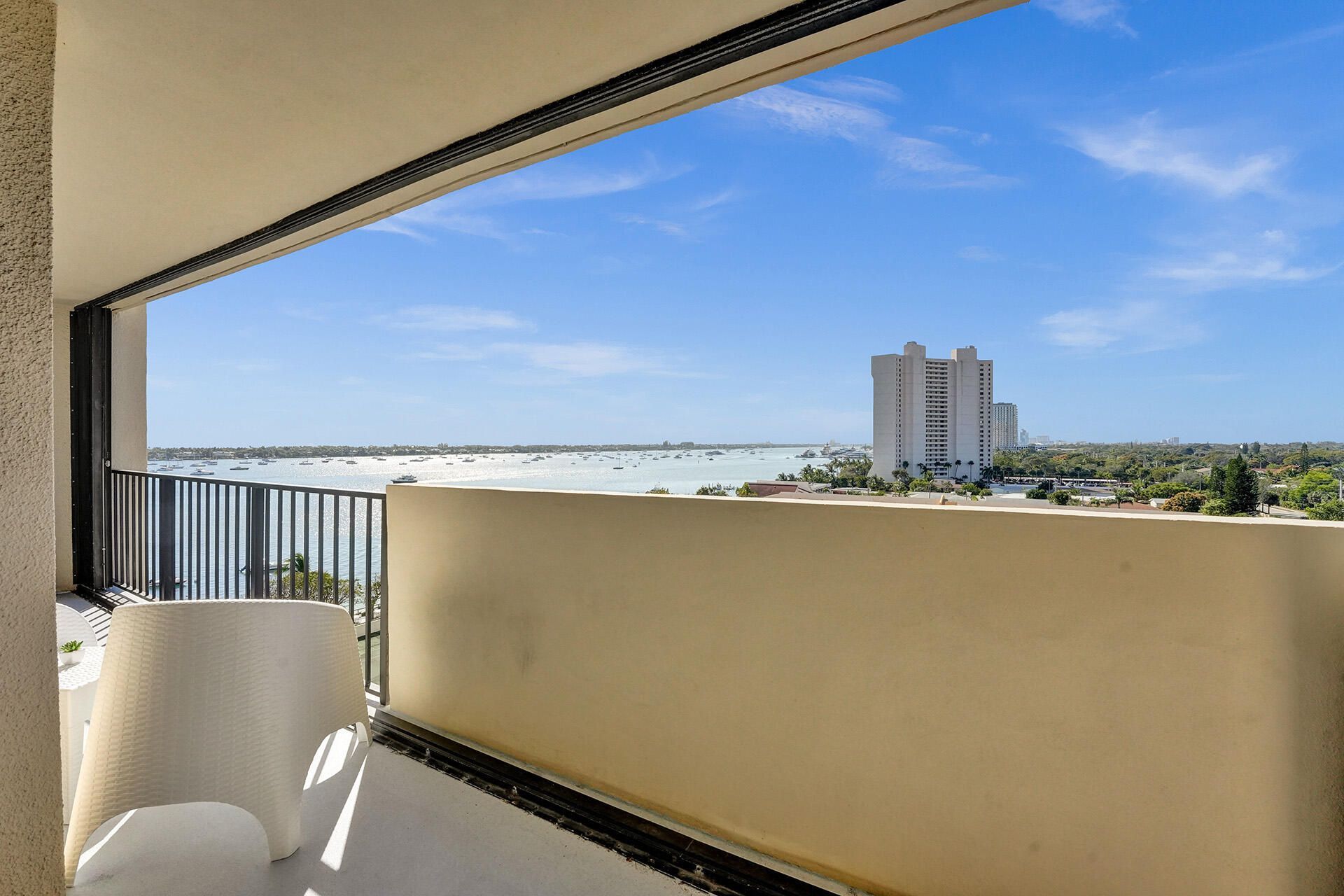 5600 N Flagler Drive, Unit 805, West Palm Beach, FL 33407 Photo