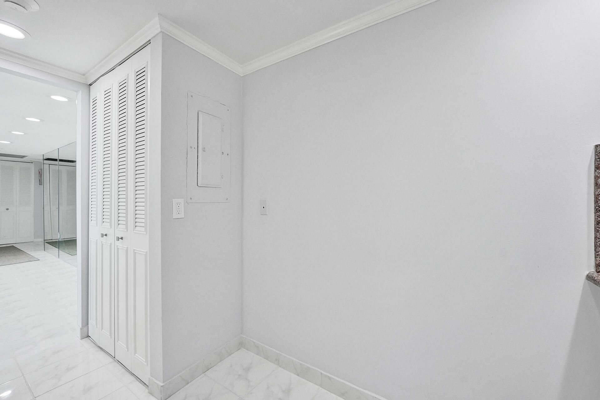 5600 N Flagler Drive, Unit 805, West Palm Beach, FL 33407 Photo