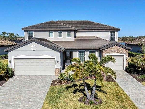 17834 POLO TRAIL, LAKEWOOD RANCH, FL 34211