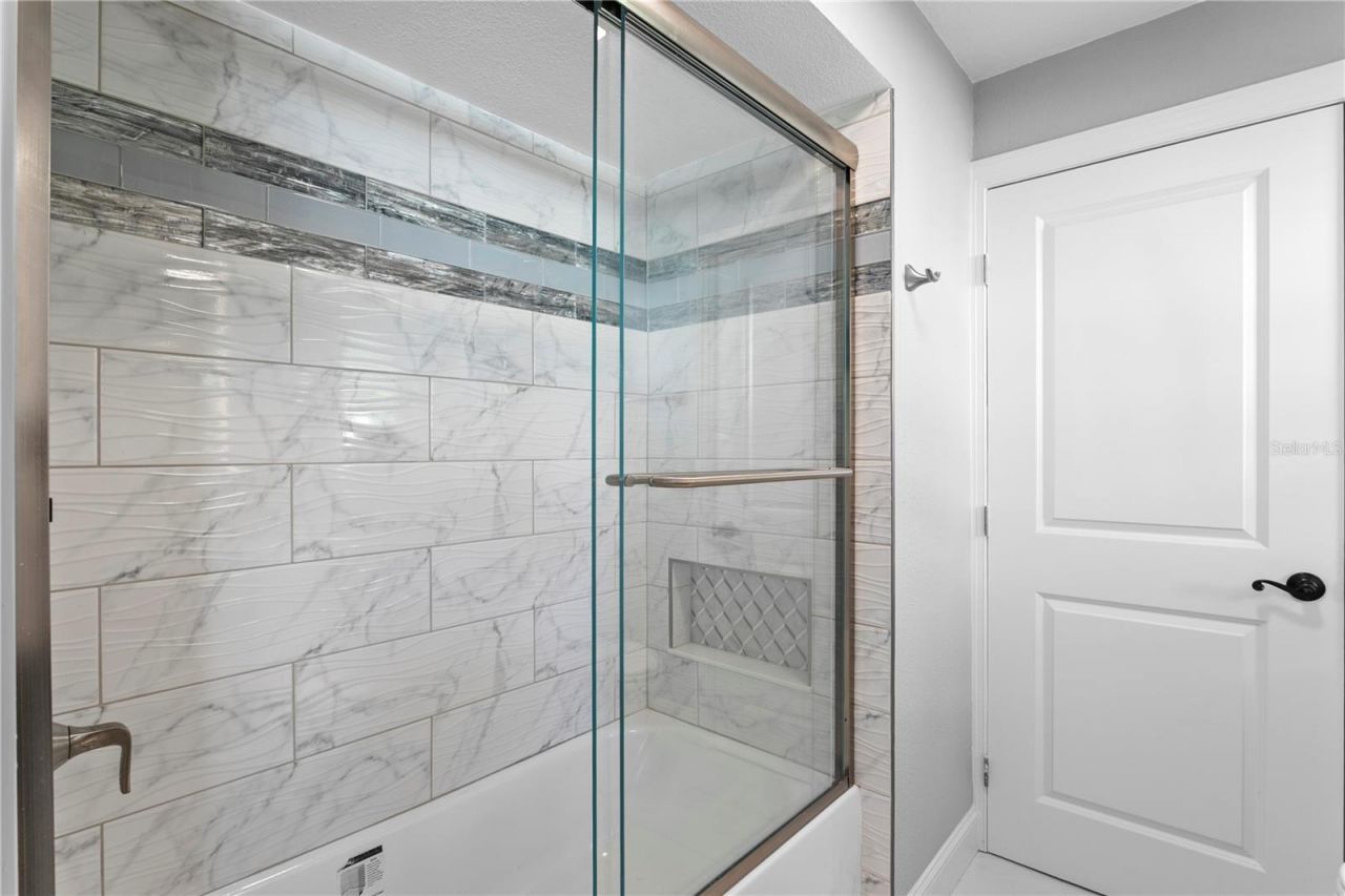 900 31st Avenue Ne, Saint Petersburg, FL 33704 Photo