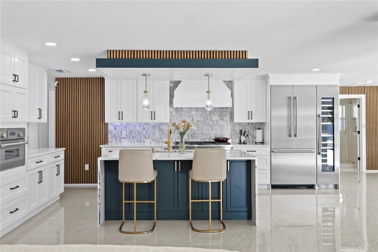 900 31st Avenue Ne, Saint Petersburg, FL 33704 Photo