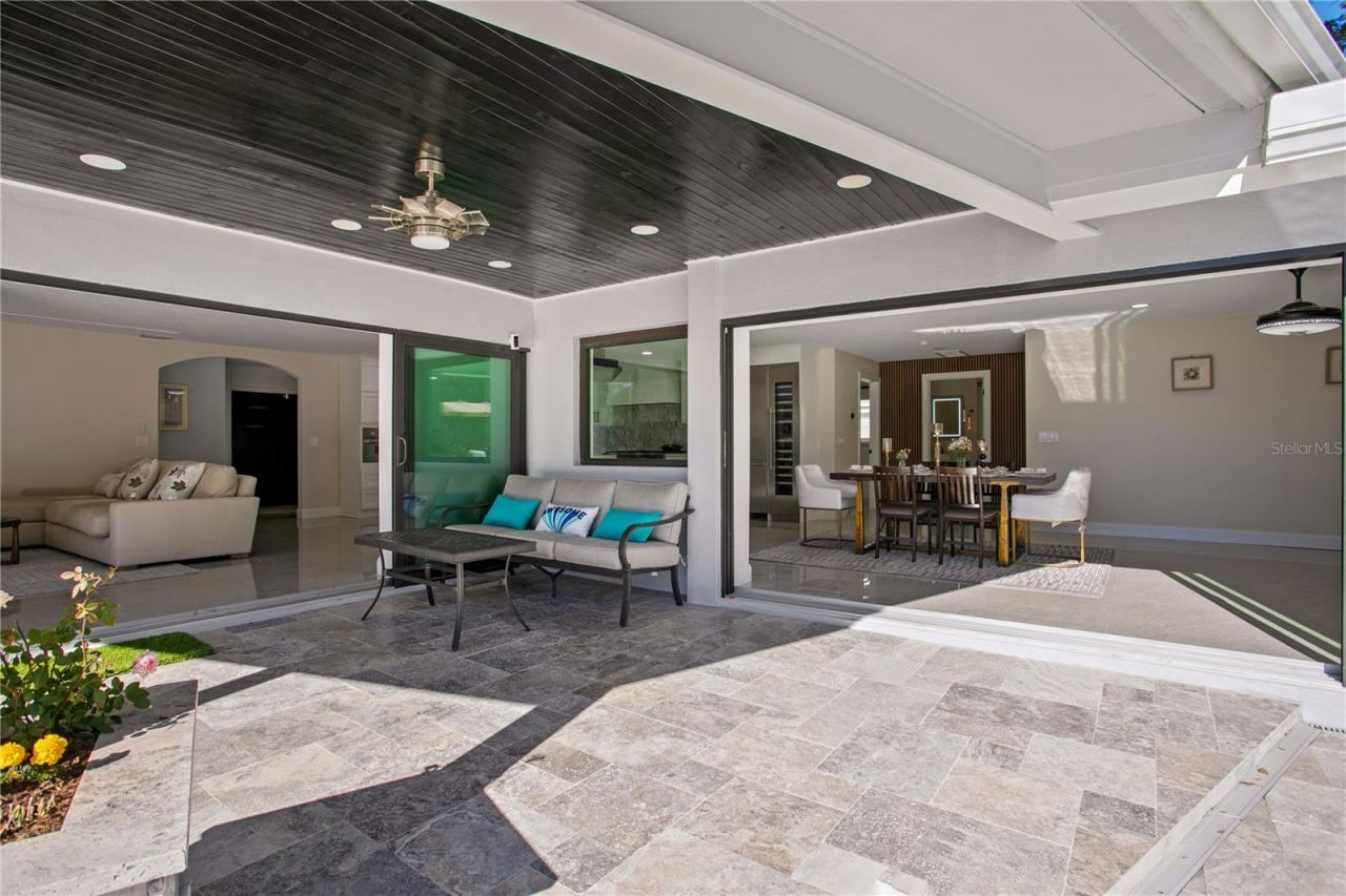 900 31st Avenue Ne, Saint Petersburg, FL 33704 Photo