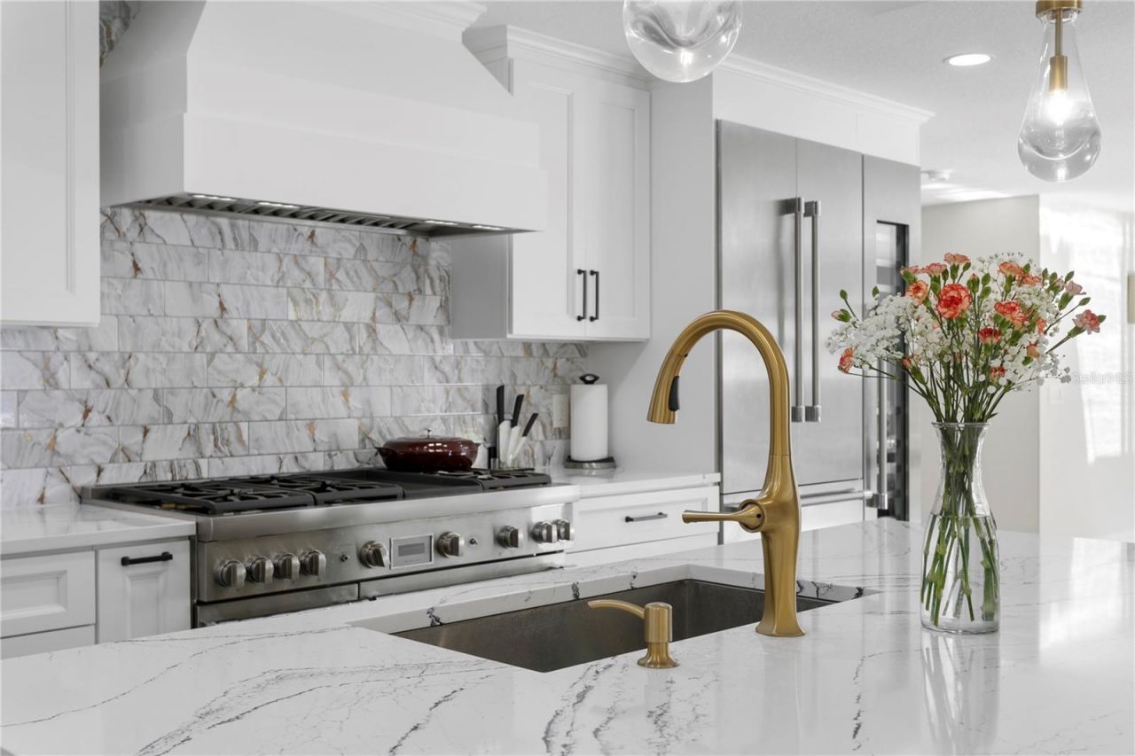 900 31st Avenue Ne, Saint Petersburg, FL 33704 Photo