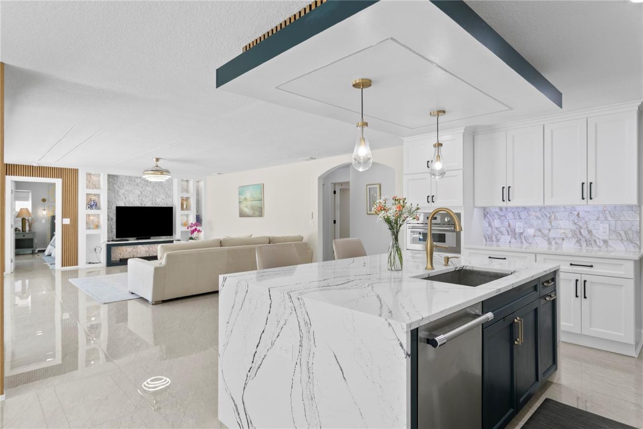 900 31st Avenue Ne, Saint Petersburg, FL 33704 Photo