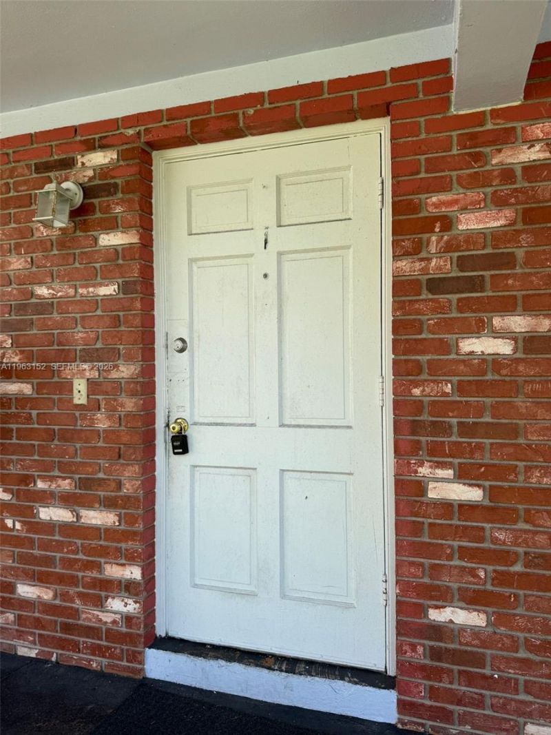 7841 Dunham Blvd, Unit 1, Miami, FL 33138 Photo