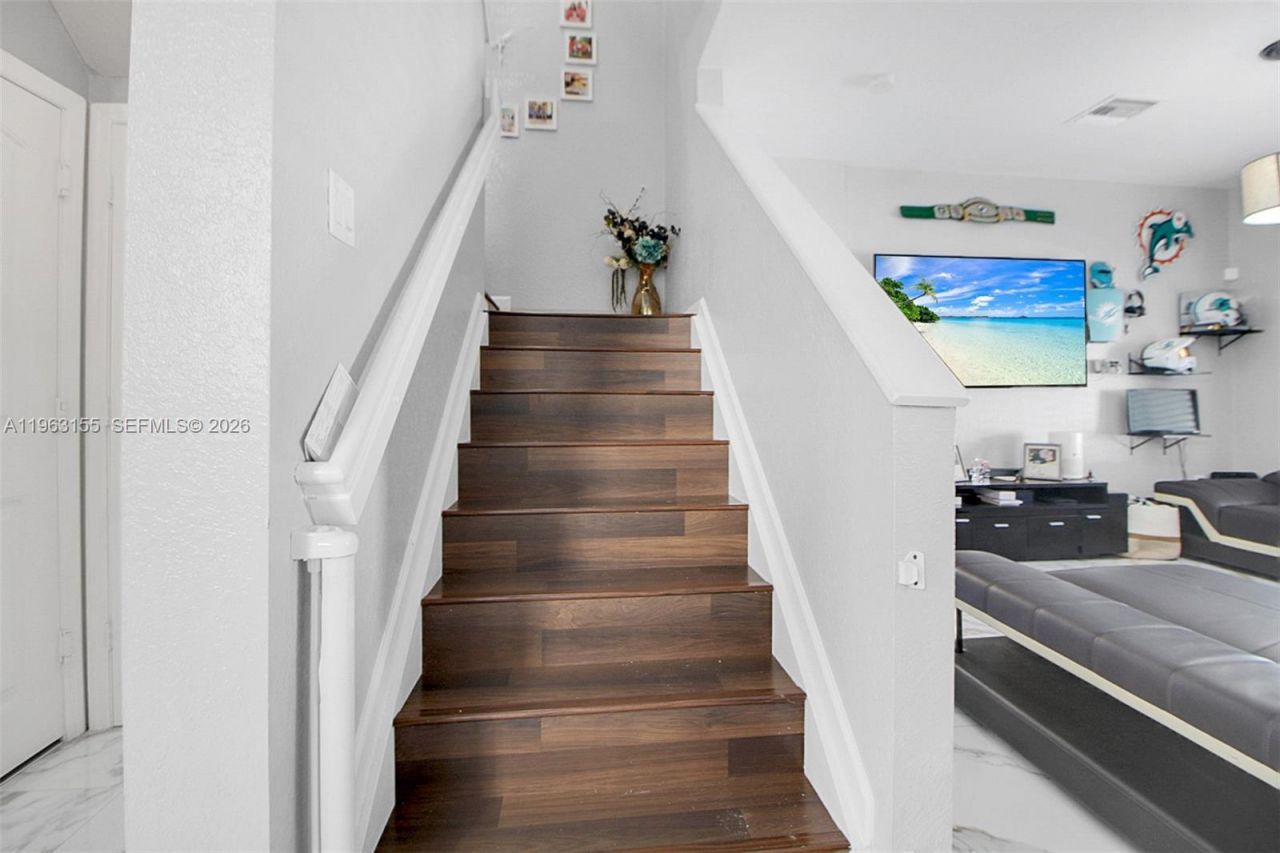 3455 NE 1st St , Homestead, FL 33033 Photo