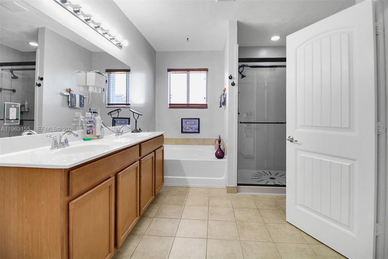 3455 NE 1st St , Homestead, FL 33033 Photo