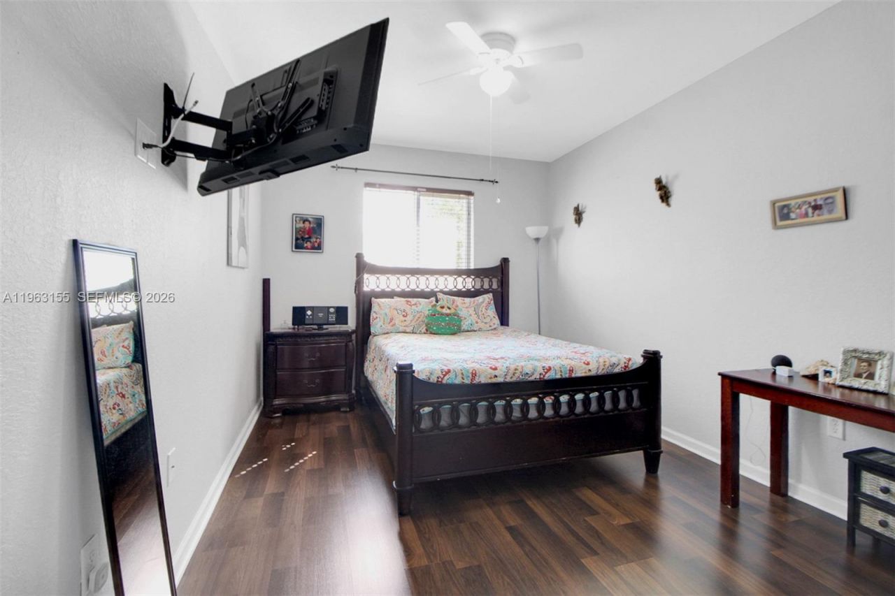 3455 NE 1st St , Homestead, FL 33033 Photo