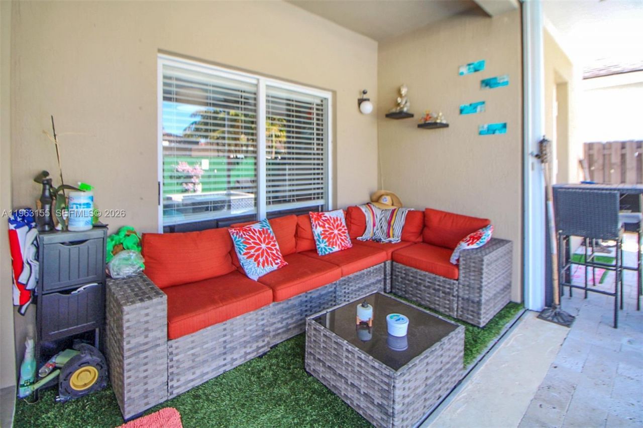 3455 NE 1st St , Homestead, FL 33033 Photo