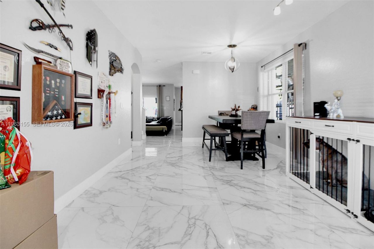 3455 NE 1st St , Homestead, FL 33033 Photo