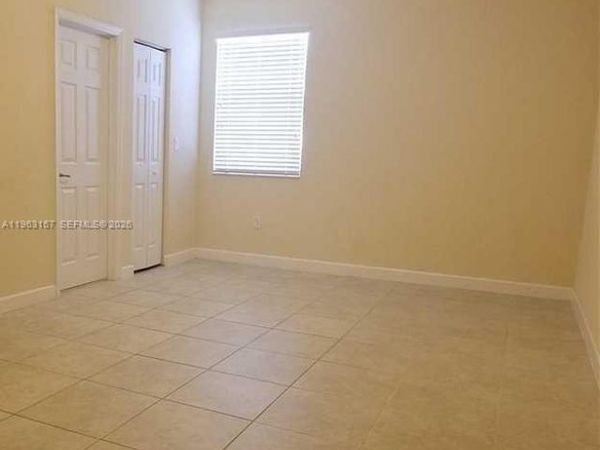 17102 SW 95th Ter, Miami, FL 33196