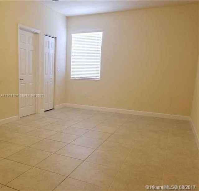 17102 SW 95th Ter, Miami, FL 33196 Photo