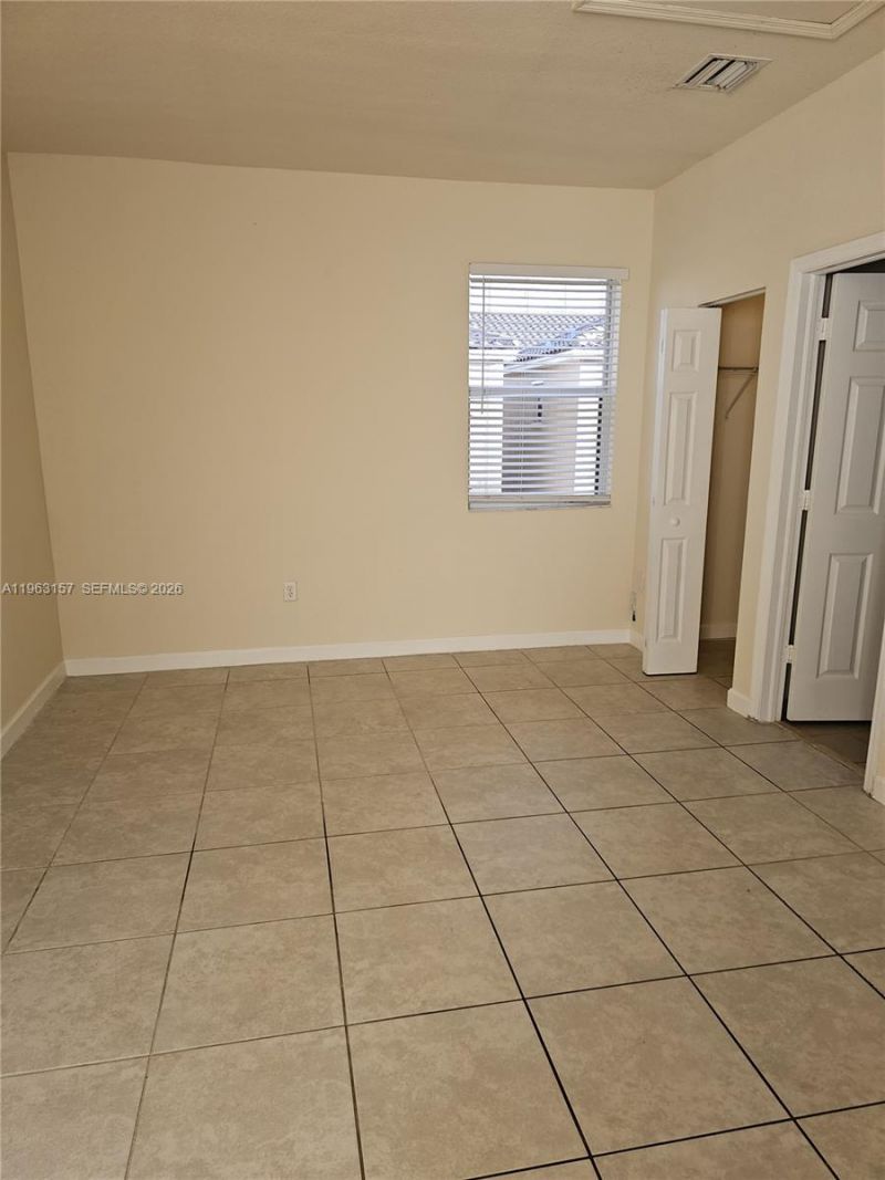 17102 SW 95th Ter, Miami, FL 33196 Photo