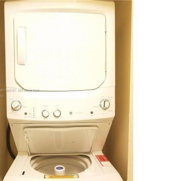 17102 SW 95th Ter, Miami, FL 33196 Photo