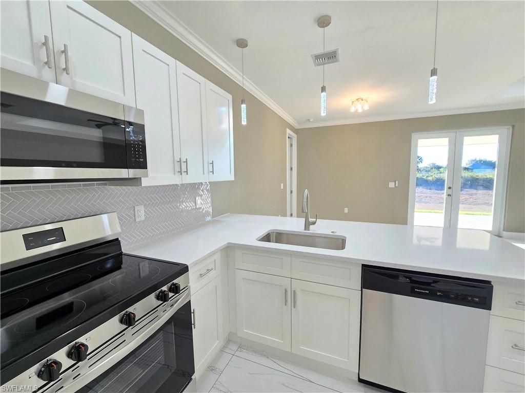 1219 Hibiscus Ave, Lehigh Acres, FL 33972 Photo