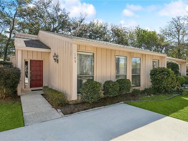 109 W BRIGHTON Court, Unit 109, Mandeville, LA 70471