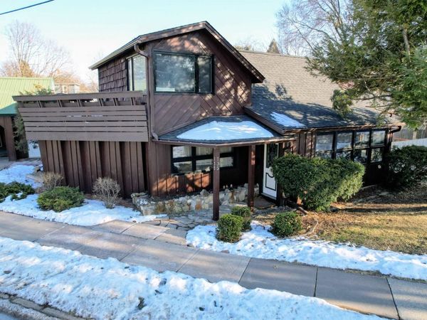 135 Southwest Road, Platteville, WI 53818