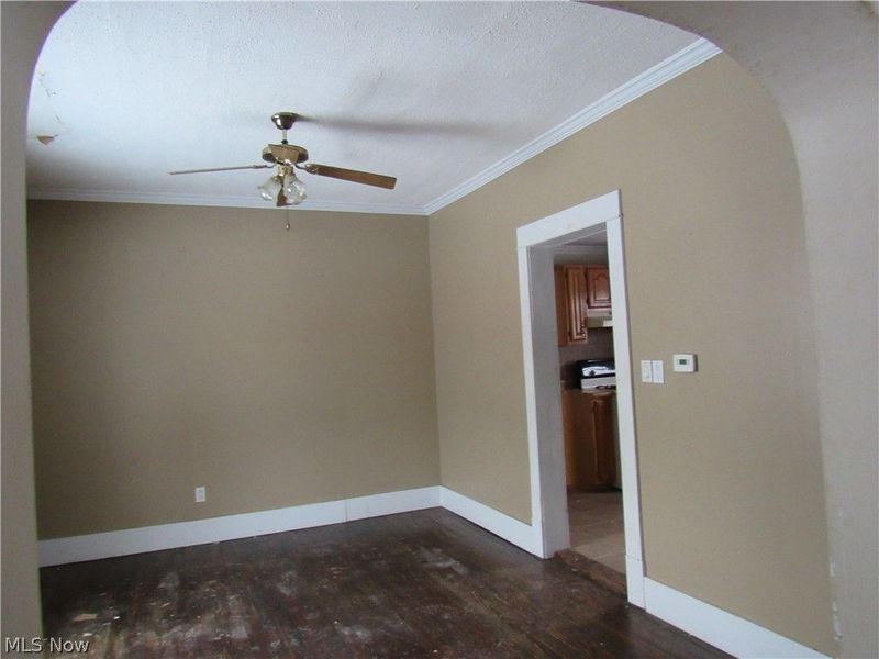 406 W Indiana Avenue, Sebring, OH 44672 Photo 11