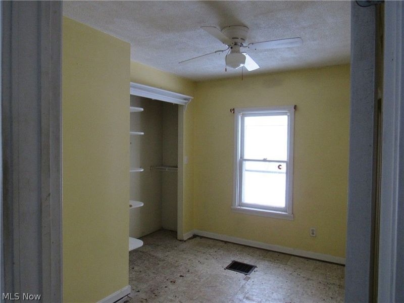 406 W Indiana Avenue, Sebring, OH 44672 Photo 20