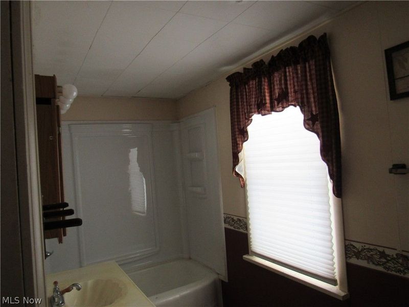 406 W Indiana Avenue, Sebring, OH 44672 Photo 24